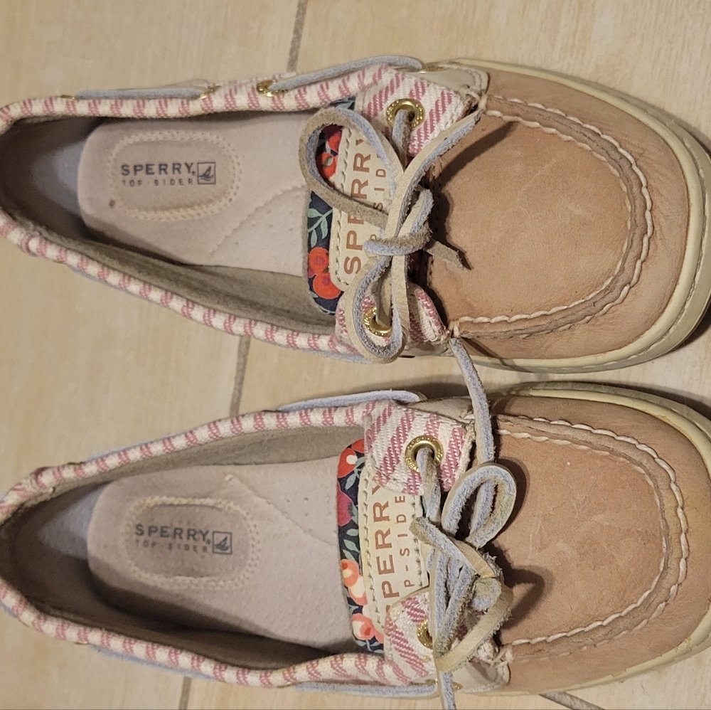 Sperry Pink and Tan Angelfish Boat Shoes